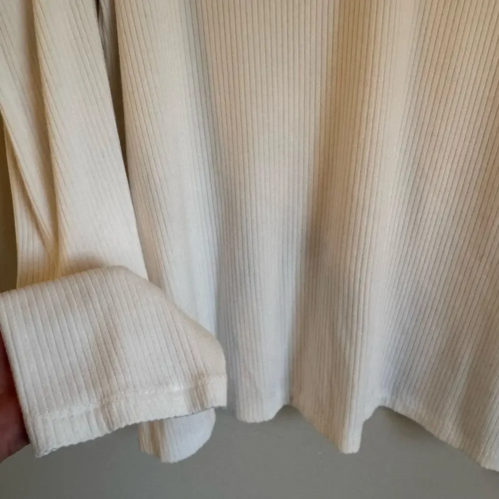 Ann Taylor Cream V-Neck Blouse - Picture 7 of 11